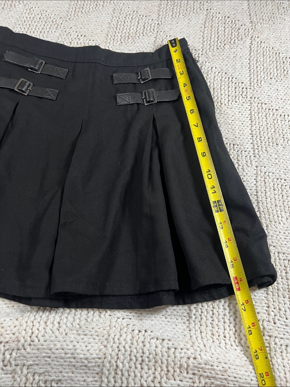 Hot Topic Pleated Skirt - Picture 7 of 8